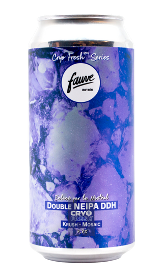 Fauve Enlacé Par Le Mistral